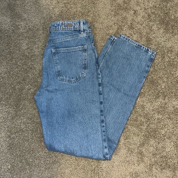 Zara Jeans - Picture 1 of 2